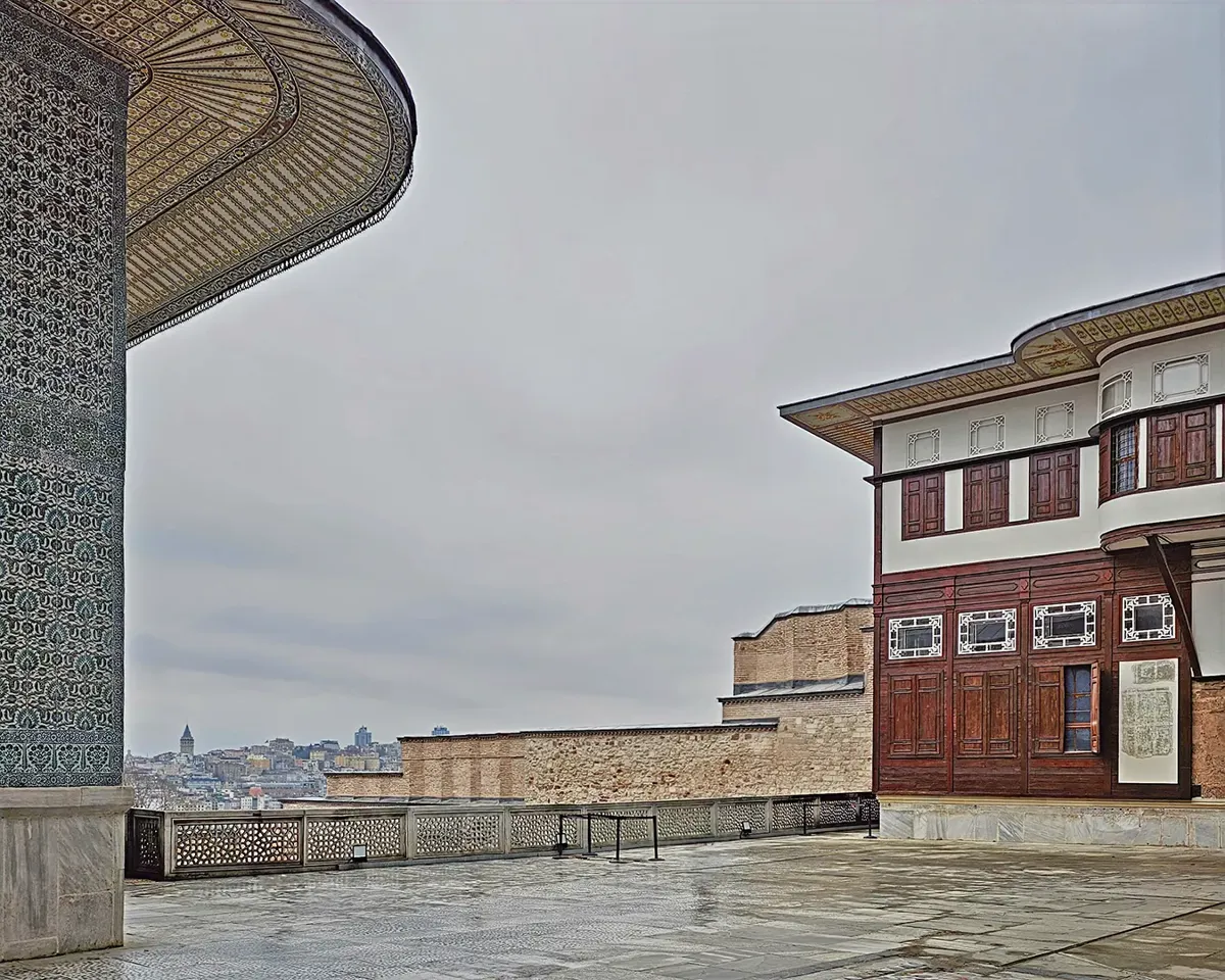 Teras - Gözdeler Odası - Çini Sanat Galerisi