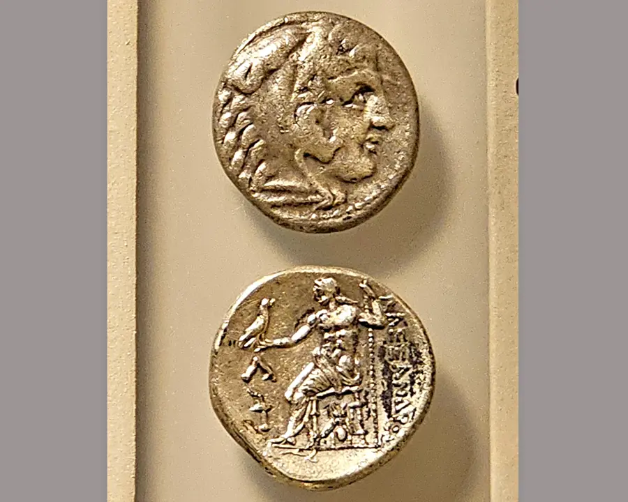 İskender Tetradrachması (3. Salon)